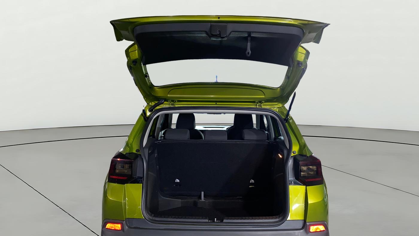 2025 Skoda Kylaq Signature AT, Petrol, Automatic, 9,642 km, Boot Open Zoomed View