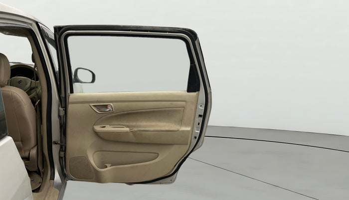 2017 Maruti Ertiga VXI CNG, CNG, Manual, 1,23,055 km, RHS Rear Door