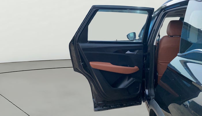 2021 MG HECTOR PLUS SHARP 2.0 DIESEL TURBO MT 6-STR, Diesel, Manual, 51,381 km, LHS Rear Door