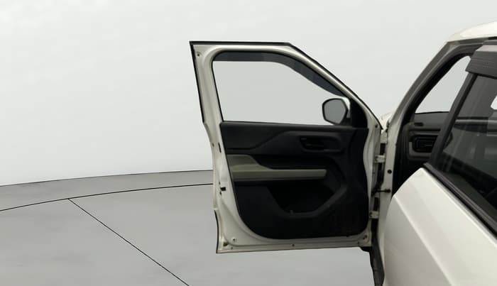 2022 Tata PUNCH ADVENTURE MT, Petrol, Manual, 23,927 km, LHS Front Door
