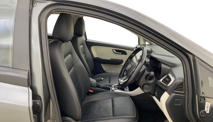 2023 Tata ALTROZ XZA, Petrol, Automatic, 8,733 km, Right Side Front Door Cabin