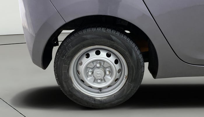 2015 Hyundai Eon ERA +, Petrol, Manual, 73,684 km, Right Rear Wheel