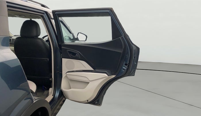 2021 Mahindra XUV300 1.5 W6 MT, Diesel, Manual, 45,062 km, RHS Rear Door