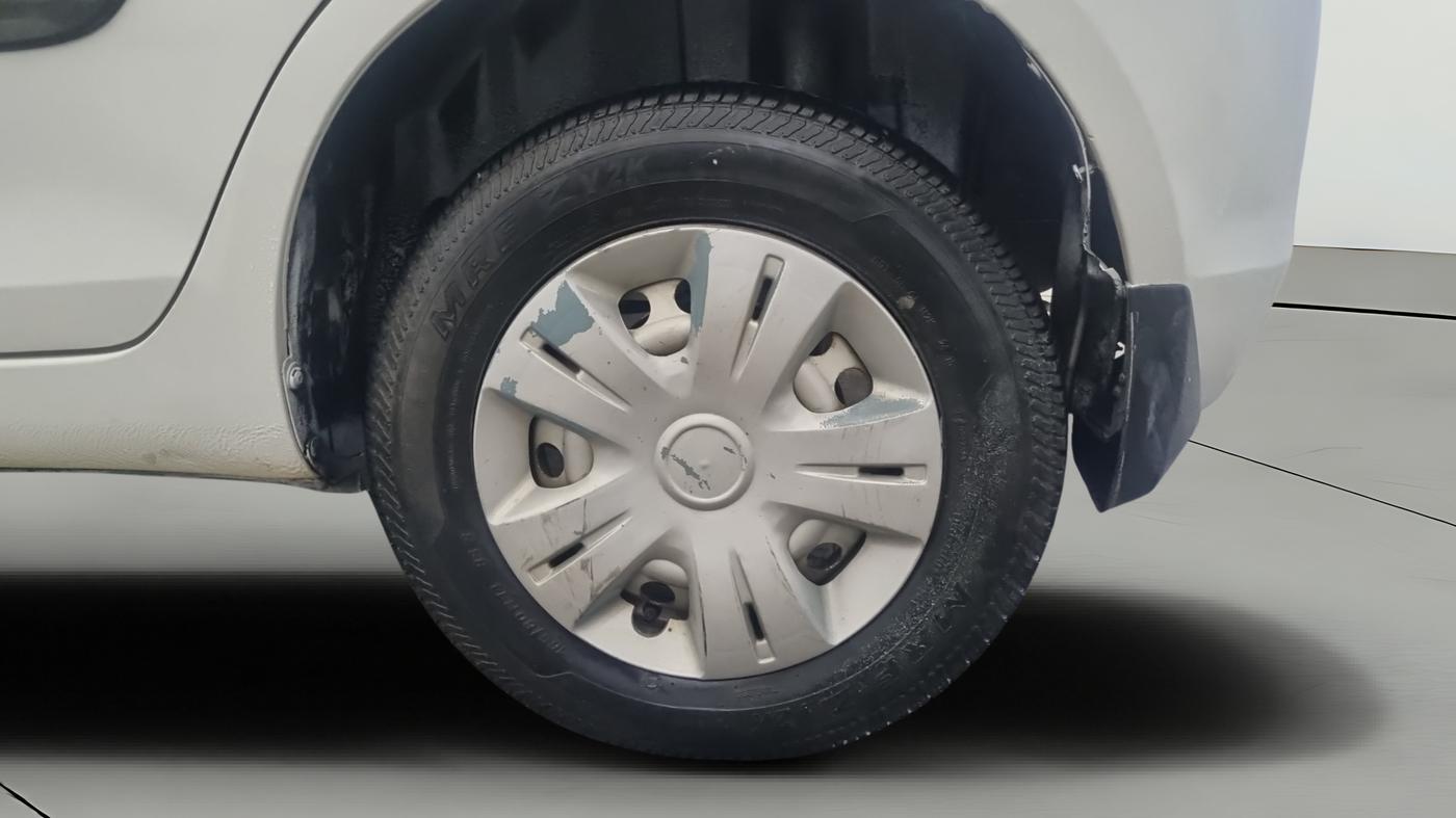 2015 Maruti Swift LXI (O), Petrol, Manual, 23,287 km, Left Rear Wheel