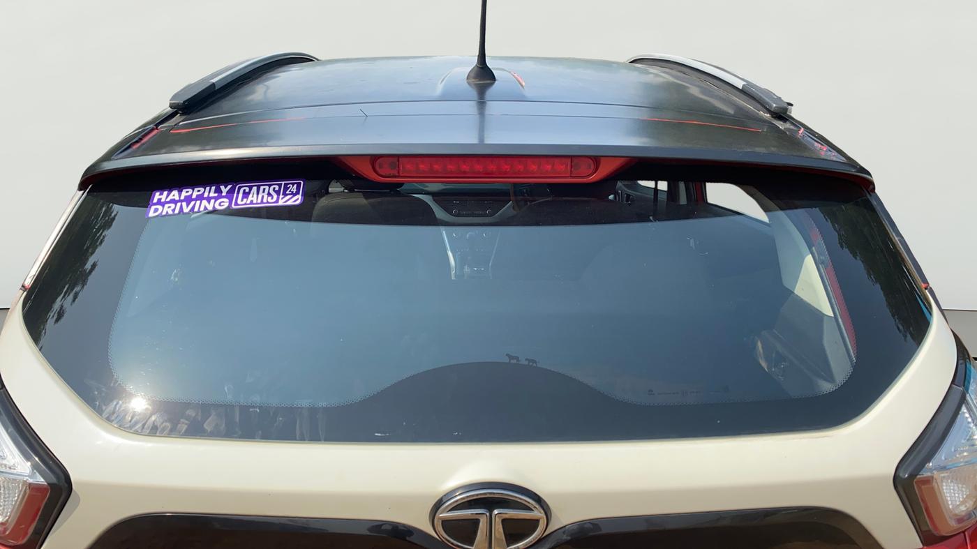 2018 Tata NEXON XM PETROL, CNG, Manual, 96,263 km, Rear Windshield