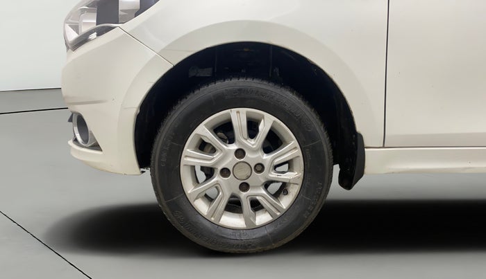 2018 Tata Tiago XZ PETROL, CNG, Manual, 68,109 km, Left Front Wheel