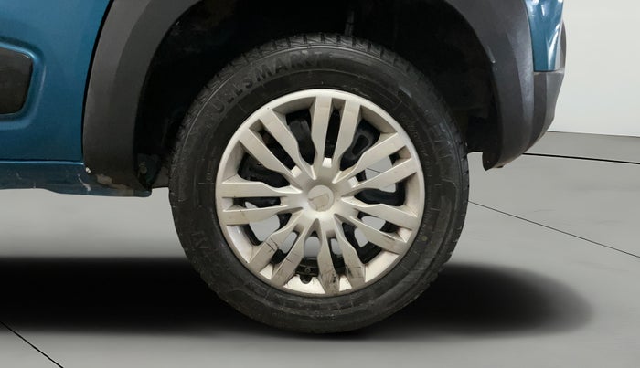 2022 Renault Kwid CLIMBER 1.0 AMT (O) DUAL TONE, Petrol, Automatic, 36,818 km, Left Rear Wheel