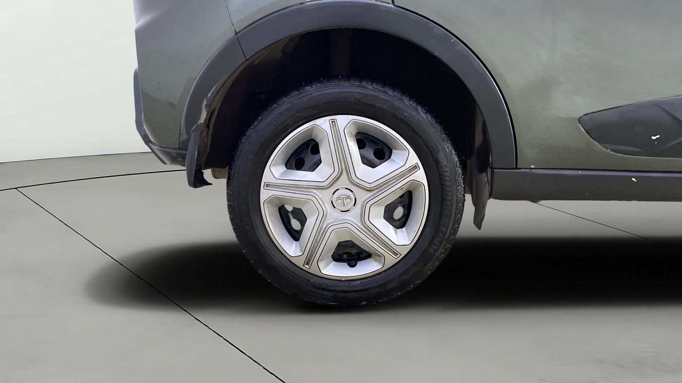 2022 Tata NEXON XZ PETROL, Petrol, Manual, 28,250 km, Right Rear Wheel