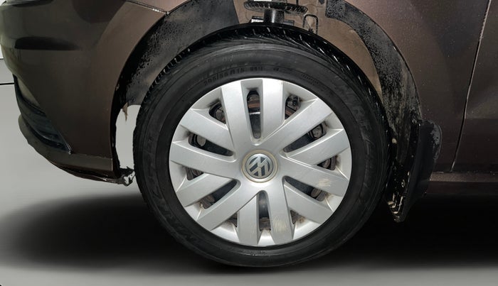 2016 Volkswagen Ameo COMFORTLINE 1.2L, Petrol, Manual, 58,672 km, Left Front Wheel