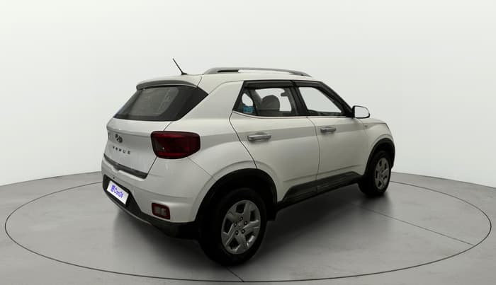 2021 Hyundai VENUE S 1.2, Petrol, Manual, 36,784 km, Right Back Diagonal