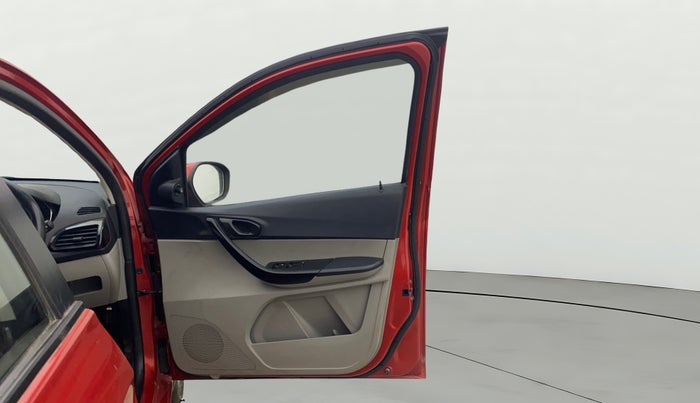 2019 Tata Tiago XT PETROL, Petrol, Manual, 43,380 km, RHS Front Door