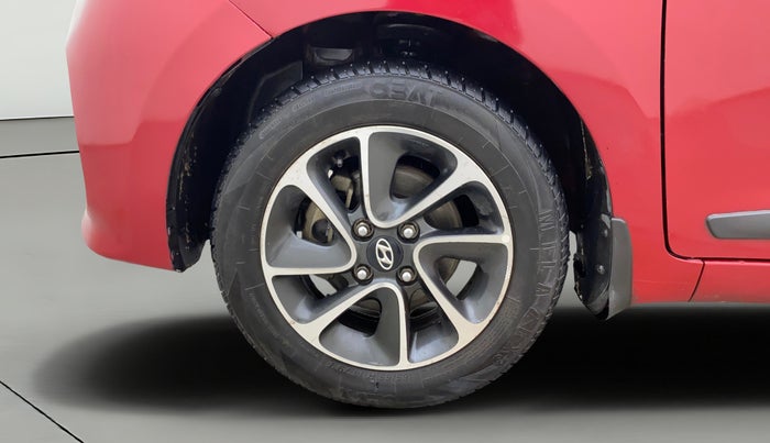 2017 Hyundai Grand i10 ASTA 1.2 KAPPA VTVT, Petrol, Manual, 1,02,242 km, Left Front Wheel
