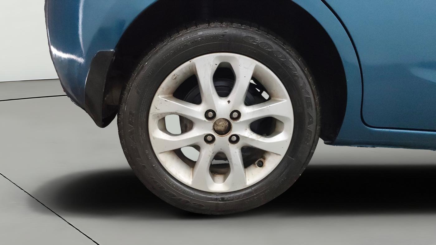 2014 Nissan Micra Active XV, Petrol, Manual, 65,989 km, Right Rear Wheel