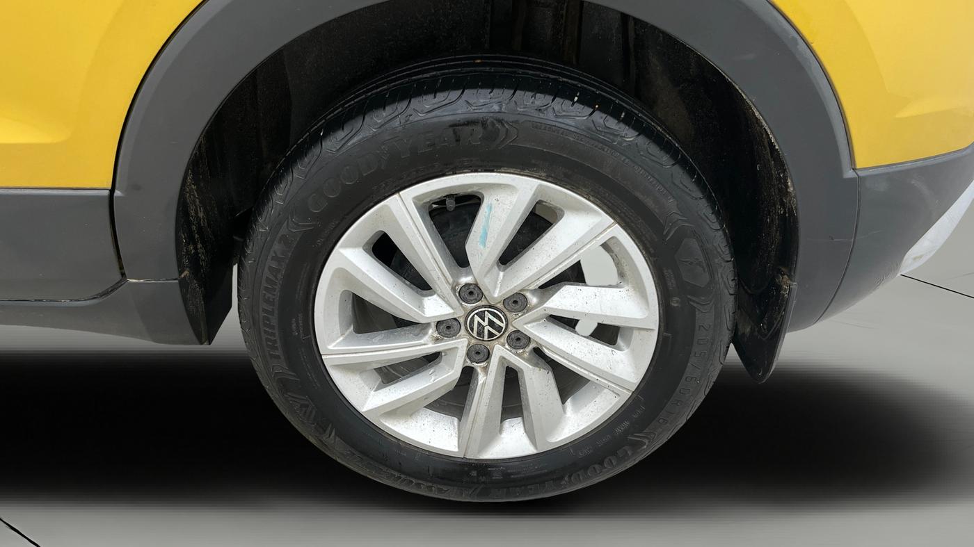 2022 Volkswagen TAIGUN HIGHLINE 1.0 TSI MT, Petrol, Manual, 25,450 km, Left Rear Wheel