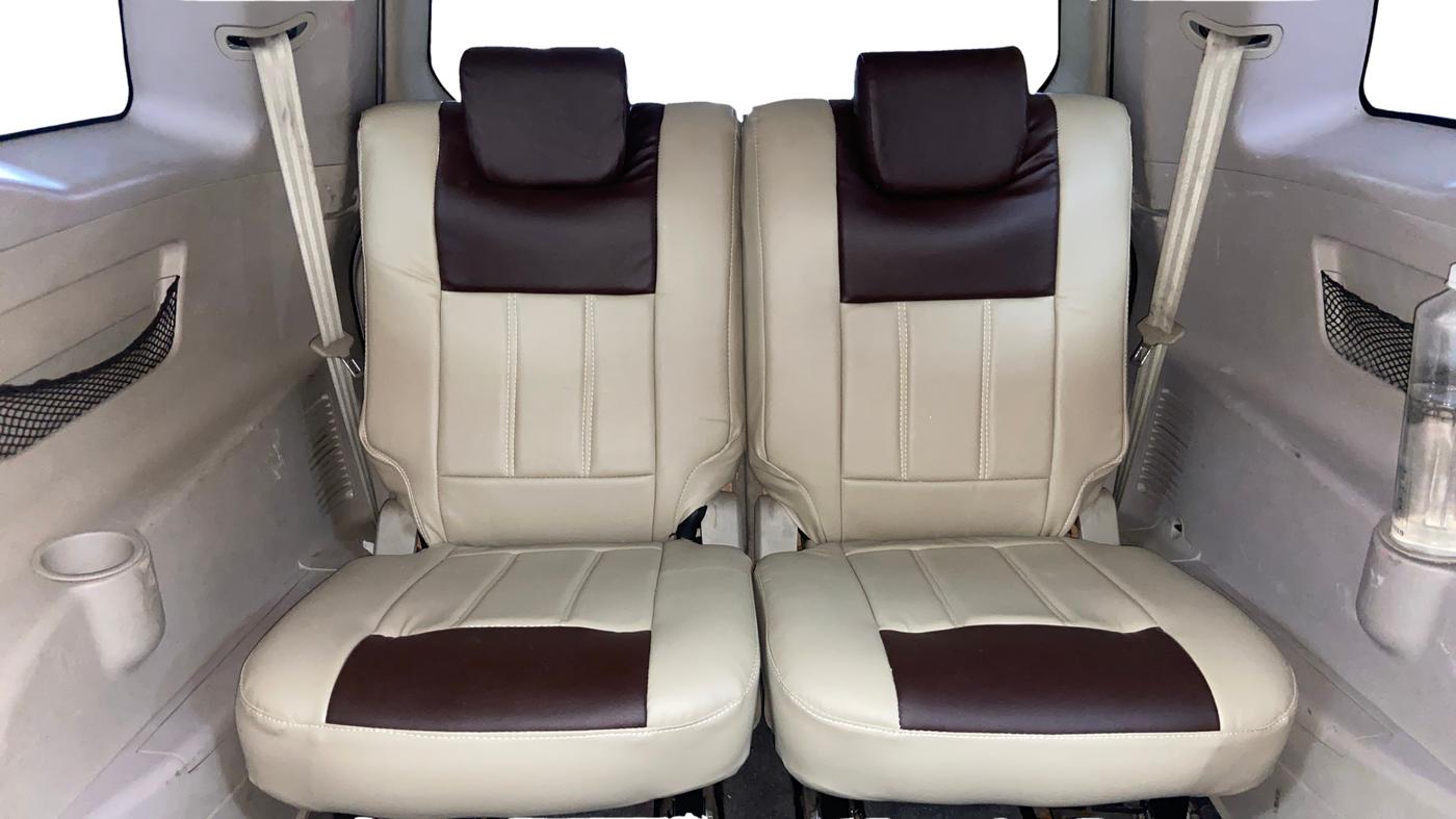 2017 Mahindra XUV500 W6, Diesel, Manual, 94,939 km, Third Seat Row ( optional )