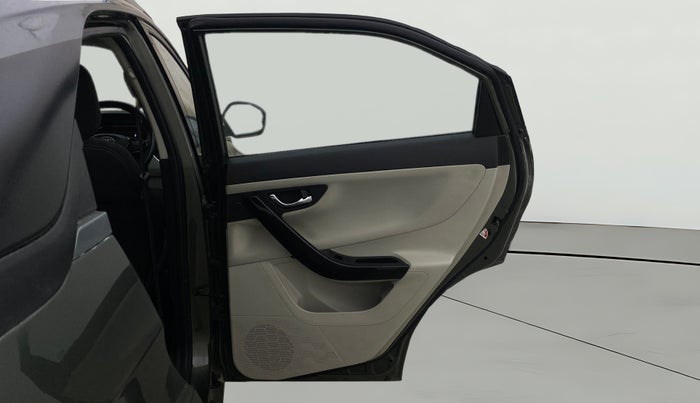 2022 Tata NEXON XZA PLUS (O) PETROL DUAL TONE, Petrol, Automatic, 41,201 km, RHS Rear Door