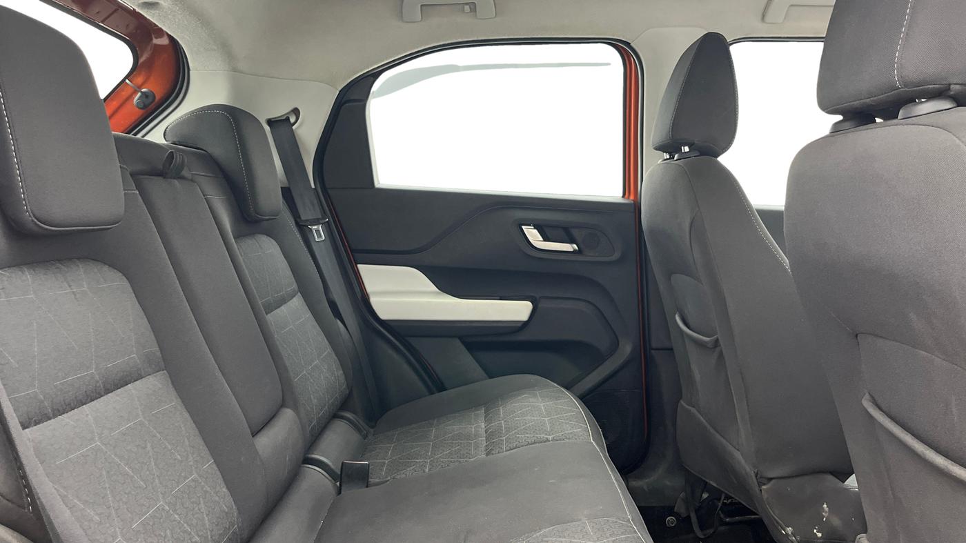 2022 Tata PUNCH CREATIVE  AMT, Petrol, Automatic, 30,558 km, Right Side Rear Door Cabin
