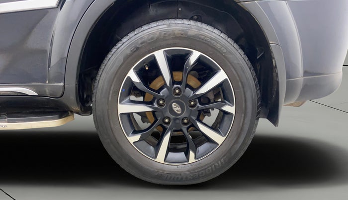 2021 Mahindra XUV500 W11, Diesel, Manual, 65,170 km, Left Rear Wheel