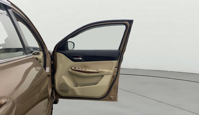 2018 Maruti Dzire ZXI PLUS, Petrol, Manual, 71,880 km, RHS Front Door