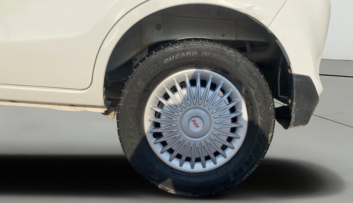 2018 Maruti Alto 800 LXI, Petrol, Manual, 43,734 km, Left Rear Wheel