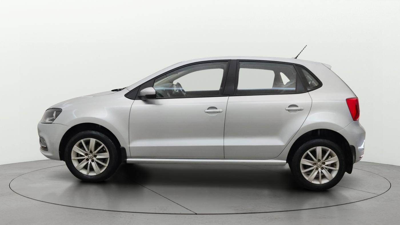 2015 Volkswagen Polo HIGHLINE1.2L, Petrol, Manual, 61,171 km, Left Side