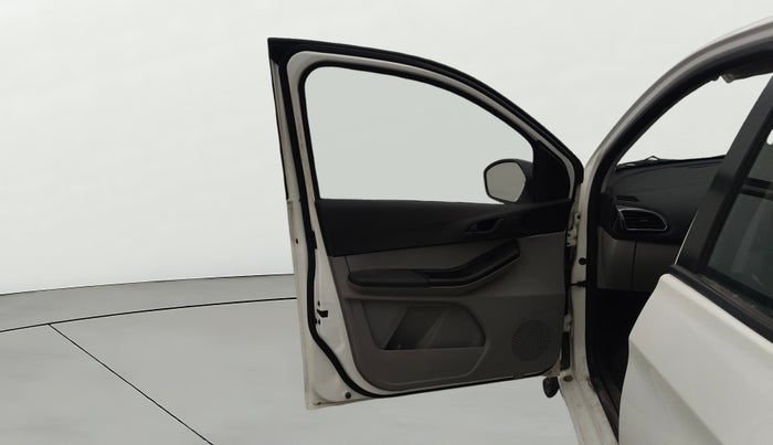 2022 Tata Tiago XT PETROL, Petrol, Manual, 21,841 km, LHS Front Door