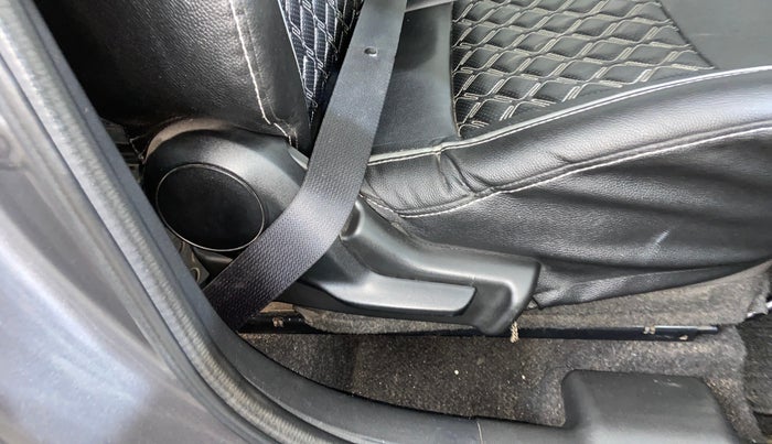 2018 Maruti Baleno DELTA PETROL 1.2, Petrol, Manual, 74,297 km, Driver Side Adjustment Panel