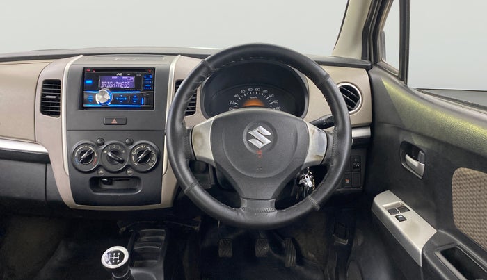 2013 Maruti Wagon R 1.0 LXI, Petrol, Manual, 41,409 km, Steering Wheel Close Up