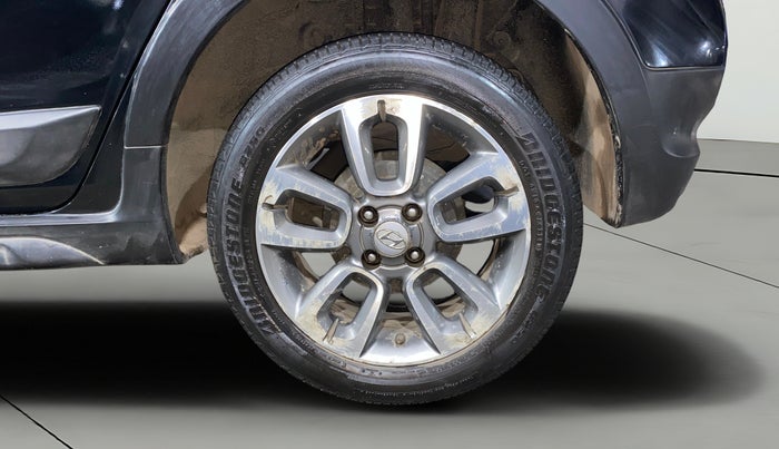 2017 Hyundai i20 Active 1.2 S, Petrol, Manual, 70,419 km, Left Rear Wheel