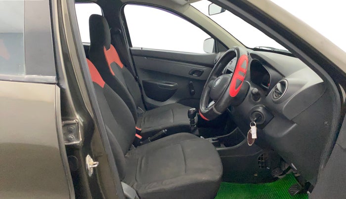 2016 Renault Kwid RXT 0.8, Petrol, Manual, 56,486 km, Right Side Front Door Cabin