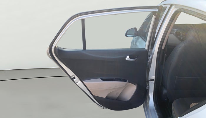 2016 Hyundai Grand i10 SPORTZ 1.2 KAPPA VTVT, Petrol, Manual, 61,818 km, LHS Rear Door