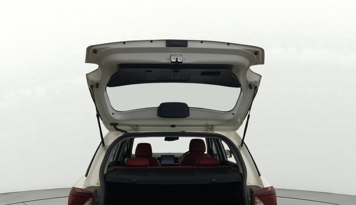 2019 Hyundai VENUE SX PLUS 1.0 TURBO DCT, Petrol, Automatic, 24,143 km, Boot Door Open