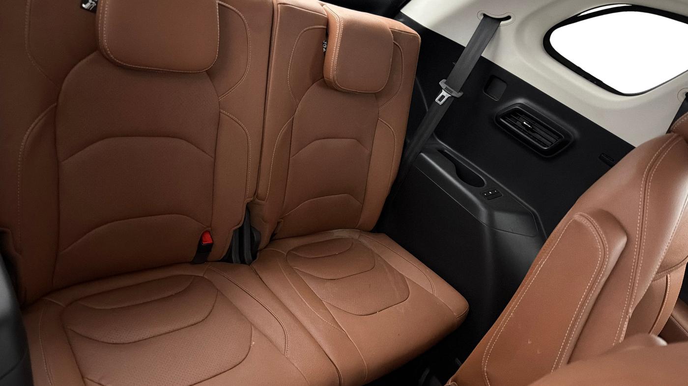 2021 MG HECTOR PLUS SMART 1.5 PETROL TURBO DCT 6-STR, Petrol, Automatic, 82,410 km, Third Seat Row ( optional )