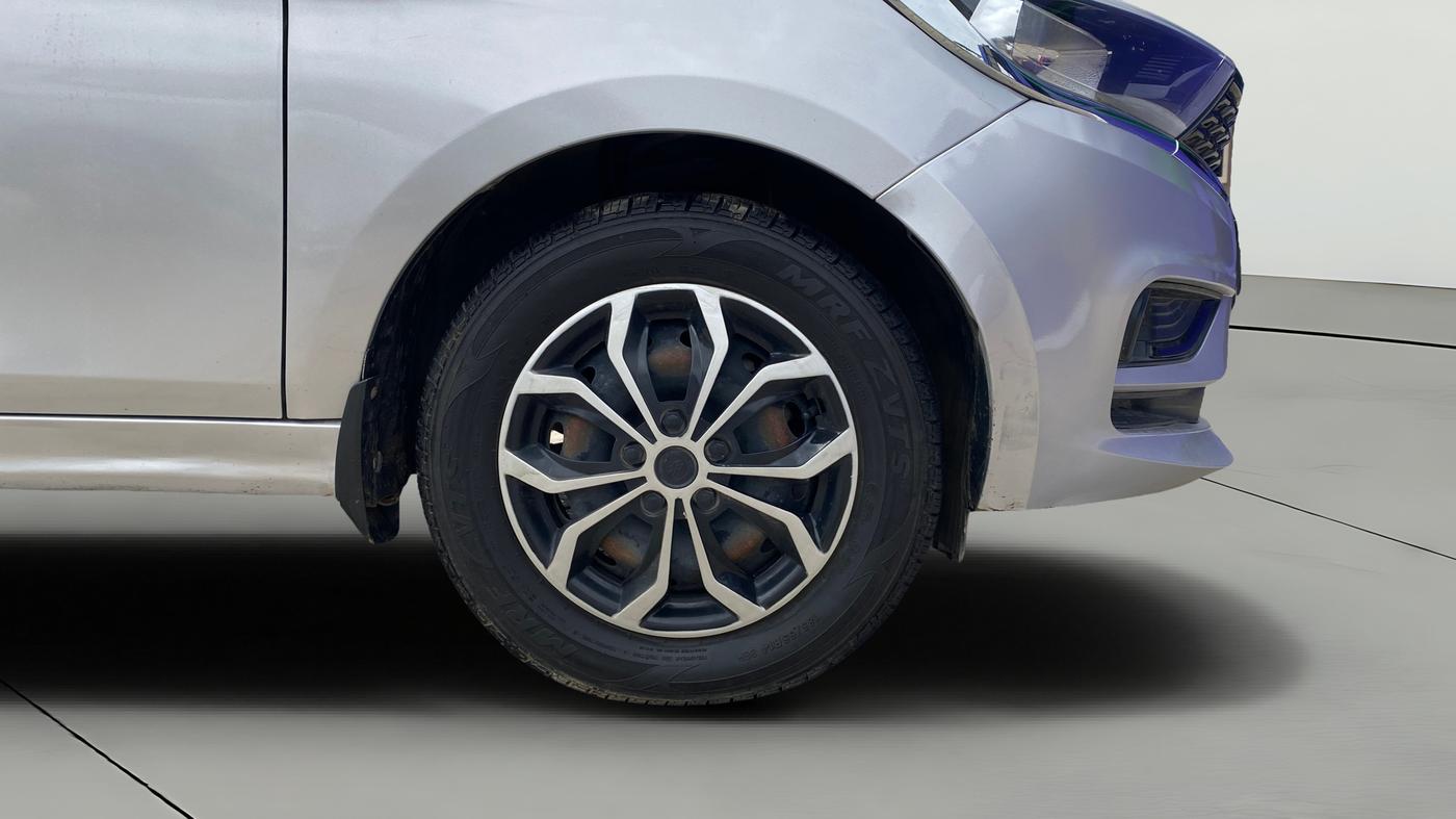 2020 Tata Tiago XT PETROL, Petrol, Manual, 86,530 km, Right Front Wheel