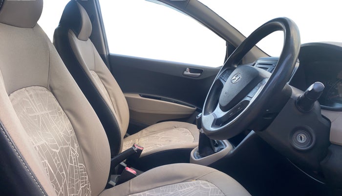 2015 Hyundai Xcent S (O) 1.2, Petrol, Manual, 97,348 km, Right Side Front Door Cabin