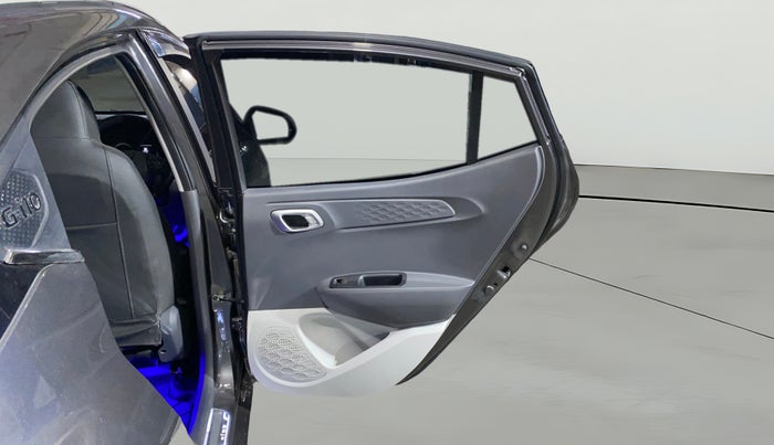 2025 Hyundai GRAND I10 NIOS Sportz (O) 1.2 Kappa AMT, Petrol, Automatic, 7,112 km, RHS Rear Door