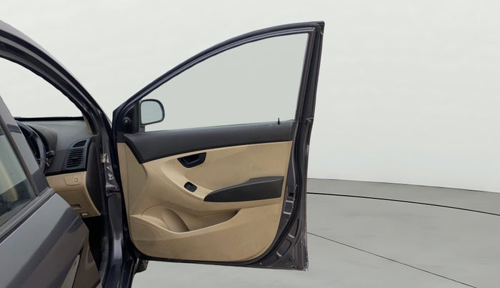 2016 Hyundai Eon MAGNA +, Petrol, Manual, 54,148 km, RHS Front Door