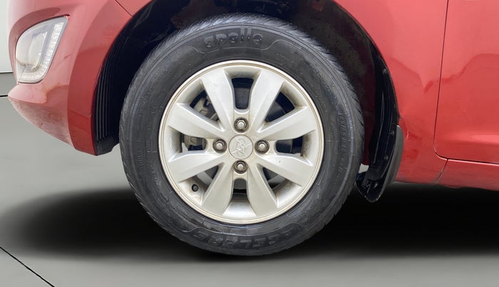 2012 Hyundai i20 SPORTZ 1.2, Petrol, Manual, 33,045 km, Left Front Wheel