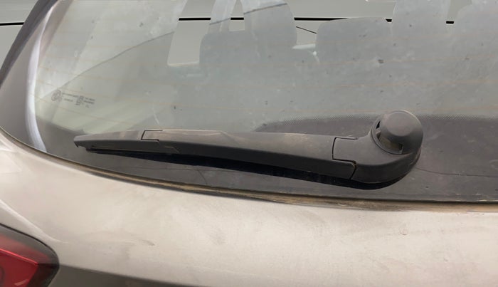 2023 MG ASTOR SHARP 1.5 CVT, Petrol, Automatic, 35,136 km, Rear Wiper