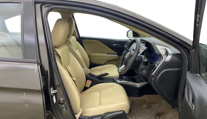 2015 Honda City 1.5L I-VTEC V MT, Petrol, Manual, 1,05,966 km, Right Side Front Door Cabin
