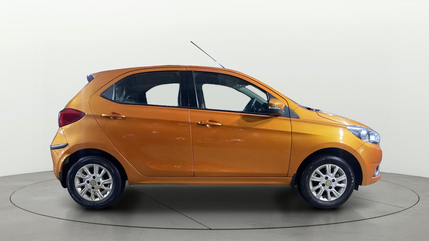 2018 Tata Tiago XZ PETROL, Petrol, Manual, 89,896 km, Right Side View