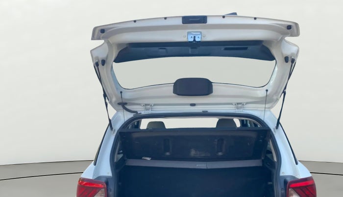 2021 Hyundai VENUE S 1.2, Petrol, Manual, 34,827 km, Boot Door Open