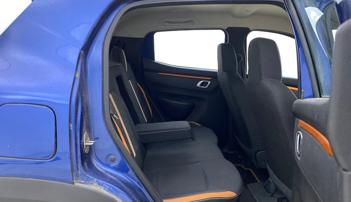 2020 Renault Kwid CLIMBER 1.0 AMT (O), Petrol, Automatic, 19,220 km, Right Side Rear Door Cabin