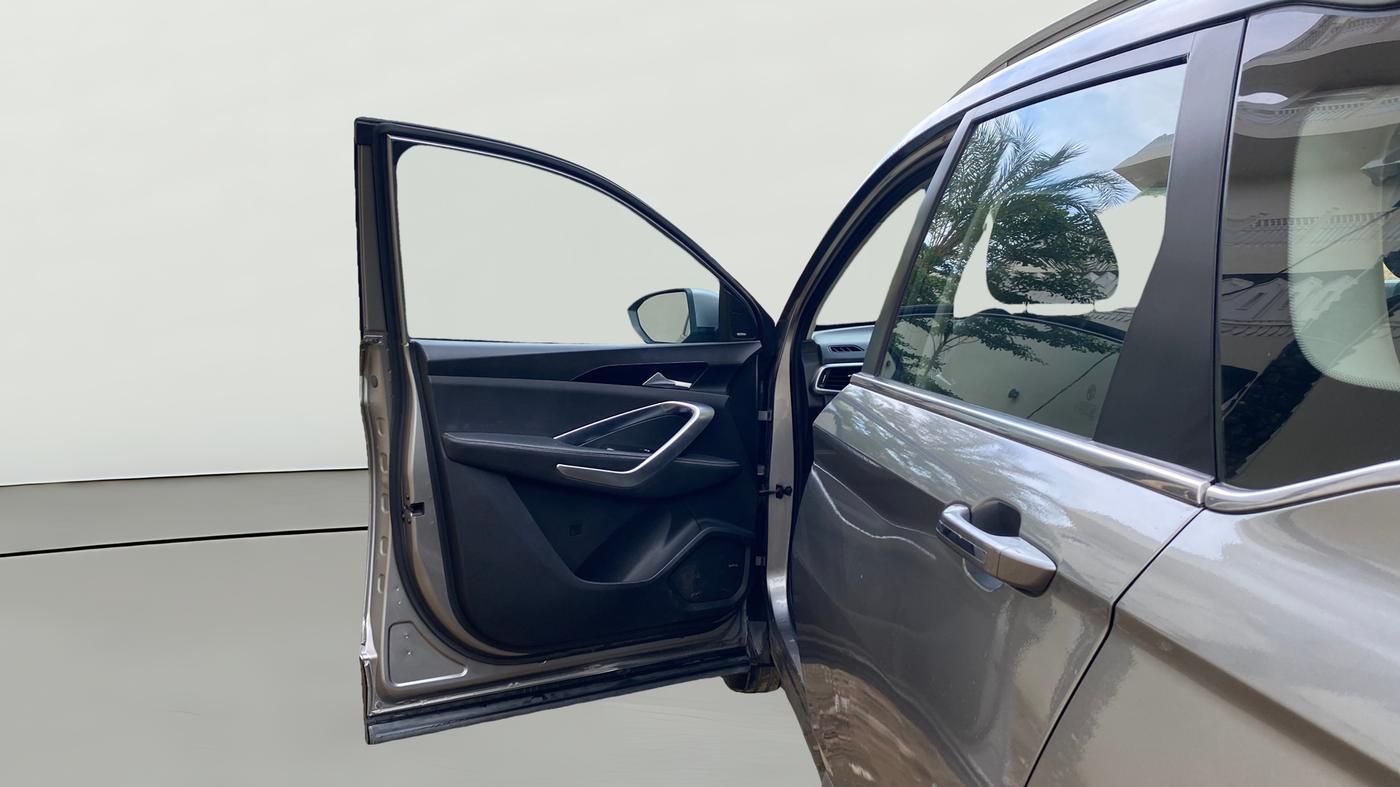 2019 MG HECTOR SHARP 1.5 DCT PETROL, Petrol, Automatic, 61,244 km, LHS Front Door