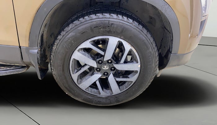 2022 Tata Harrier XZA PLUS 2.0L, Diesel, Automatic, 69,968 km, Right Front Wheel