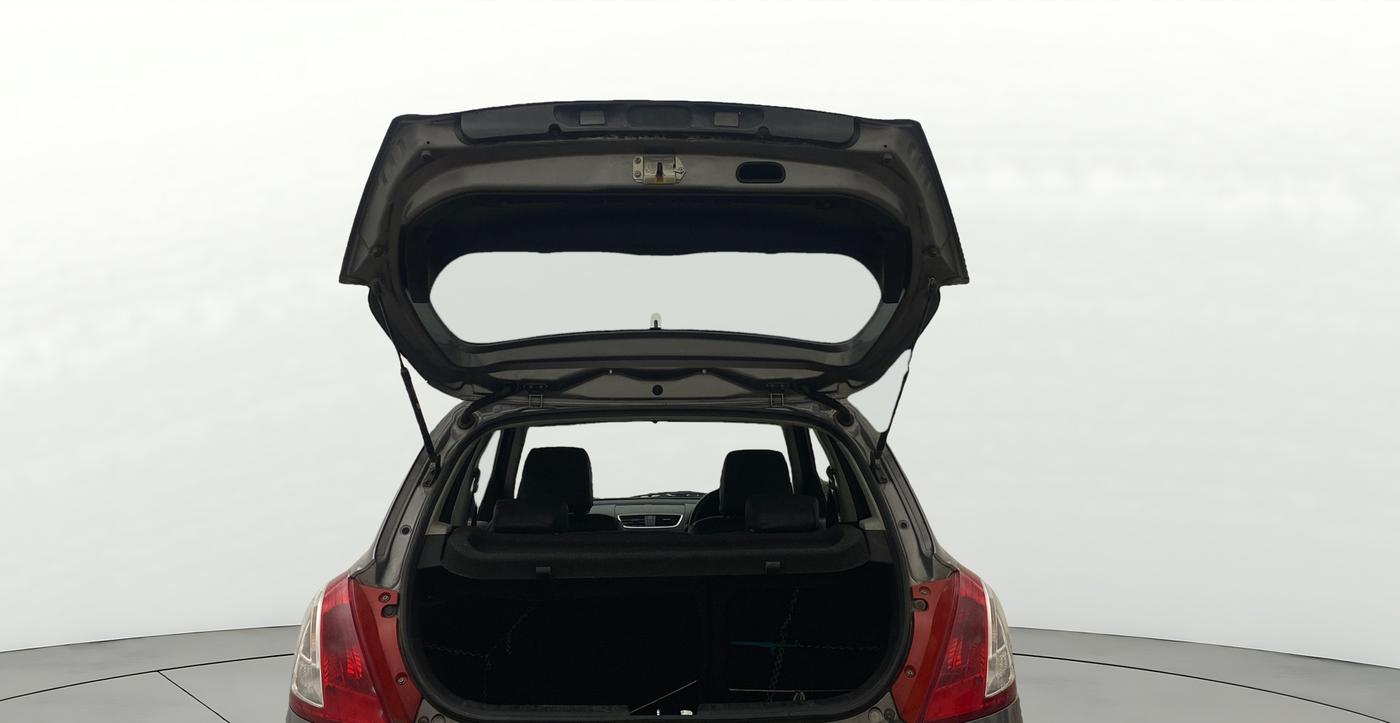 2014 Maruti Swift VXI, Petrol, Manual, 34,531 km, Boot Door Open