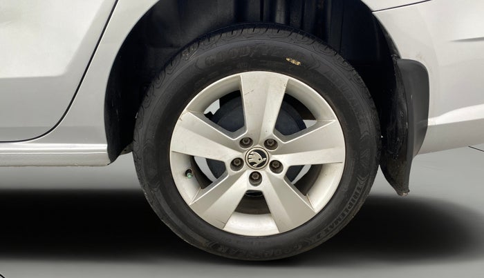 2019 Skoda Rapid AMBITION 1.5 TDI, Diesel, Manual, 54,620 km, Left Rear Wheel