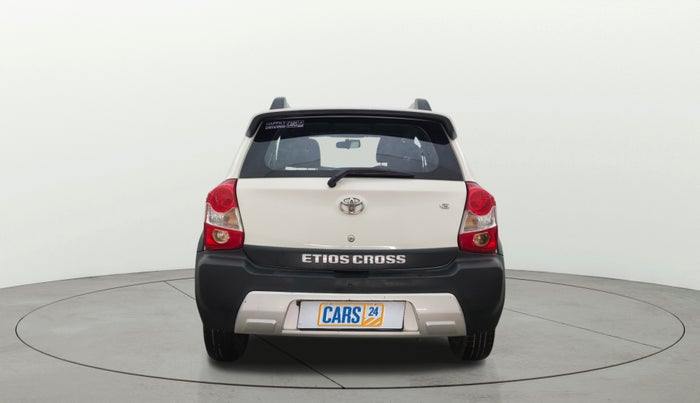 2014 Toyota Etios CROSS 1.2 G, Petrol, Manual, 78,066 km, Back/Rear