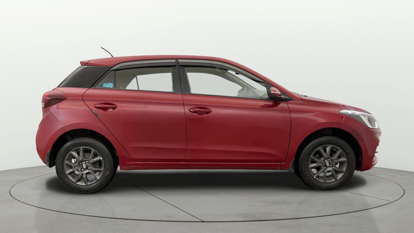 2020 Hyundai Elite i20 SPORTZ PLUS 1.2, Petrol, Manual, 25,946 km, Right Side View
