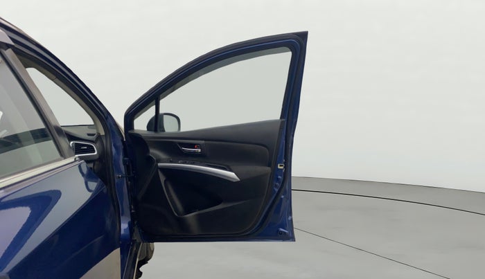 2018 Maruti S Cross ZETA 1.3, Diesel, Manual, 1,13,361 km, RHS Front Door